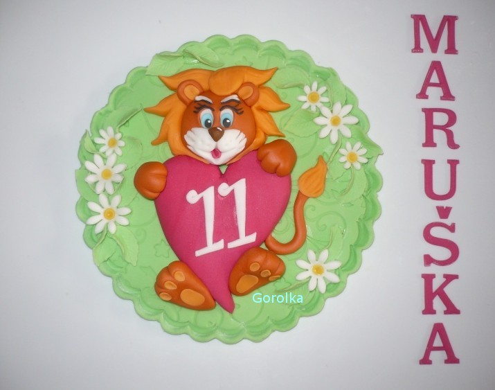 dekorace na dortík - s lvíčkem